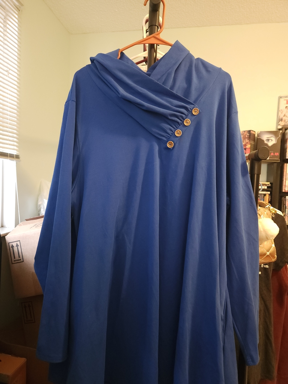 Women’s Blue Long-Sleeve Tunic with Button-Accent Cowl Neck 6x
